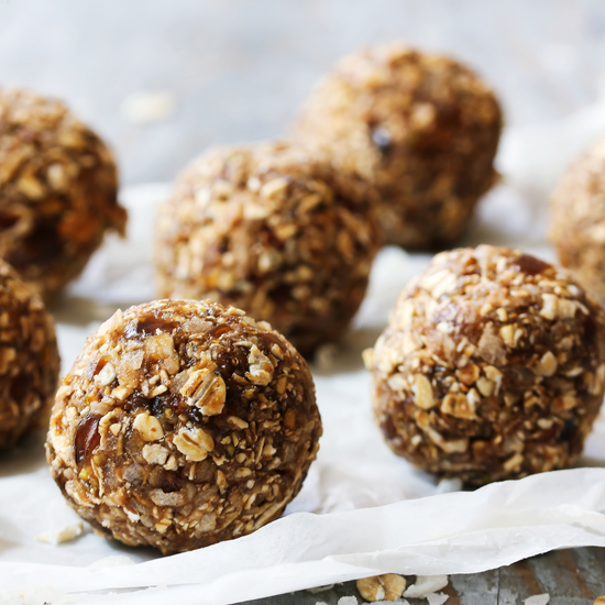 Moringa Oat Bites Recipe - Healthy Snacking